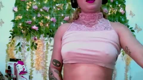 crysrus online show from February 27, 2:26 am