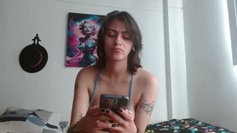 Crystal Blaze online show from April 8, 4:32 pm