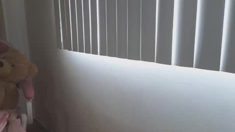 Crystal Blaze online show from October 27, 1:00 pm