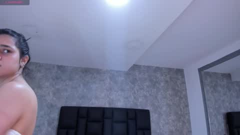 Crystal online show from January 7, 6:46 pm