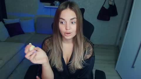 crystalemily online show from September 30, 7:13 pm