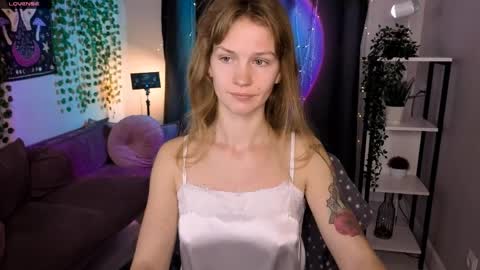 Crystal online show from May 26, 6:08 am