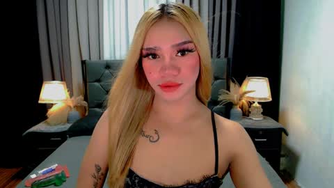 bea takashi  online show from May 14, 9:40 am