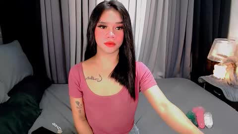 bea takashi  online show from November 12, 10:06 am