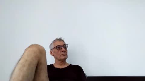 BIG UNCUT HARD COCK online show from May 5, 1:34 am