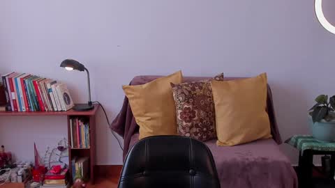 Leonela online show from February 7, 1:53 pm