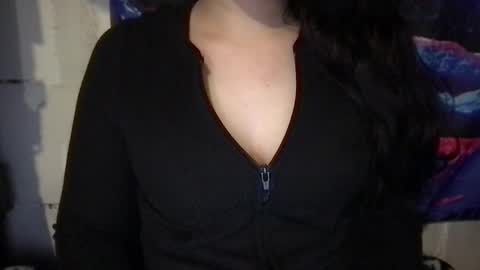 Snapshot of cum4angela chatting on January 29, 6:18 pm Angela online show from January 29, 6:18 pm