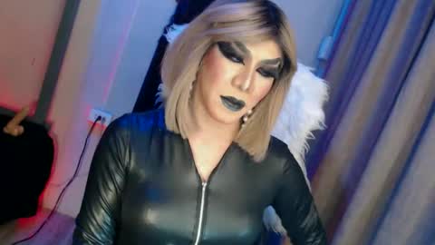 Snapshot of cum_4youbaby chatting on September 23, 6:47 pm CUMMELA SLUTI online show from September 23, 6:47 pm