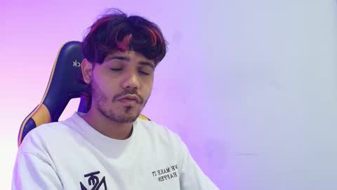 DAVID online show from February 25, 6:44 pm