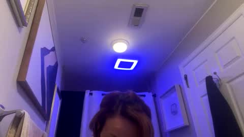 CuMAw3R online show from April 24, 10:17 am