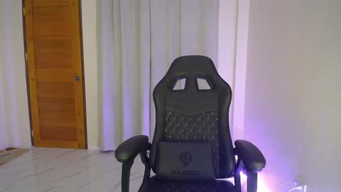 Snapshot of cummingyu chatting on January 16, 11:58 am cummingyu online show from January 16, 11:58 am