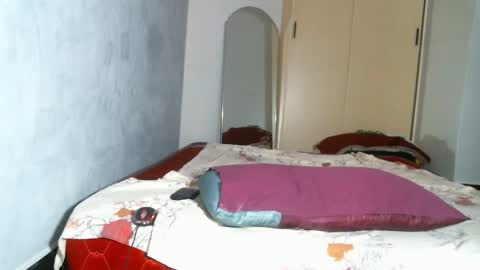 Shiiro online show from October 13, 2:08 pm