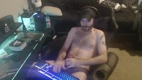 cumslinger2003 online show from December 7, 5:37 pm