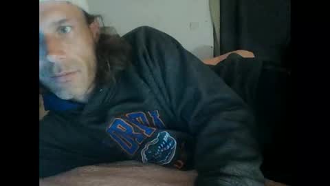 Snapshot of cumslutboi27 chatting on March 3, 3:08 am cumslutboi27 online show from March 3, 3:08 am