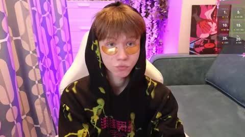 cumte_boy online show from May 14, 1:15 am