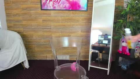 cupcake_izzy online show from May 11, 4:52 am