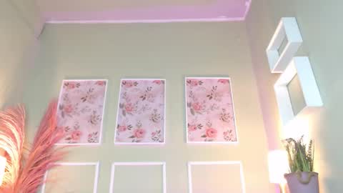 DANI online show from September 30, 7:13 pm