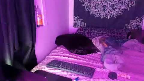 Cline  online show from February 20, 6:39 am