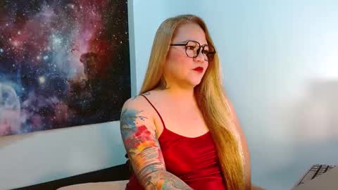 C H E R R Y  online show from October 22, 3:31 am