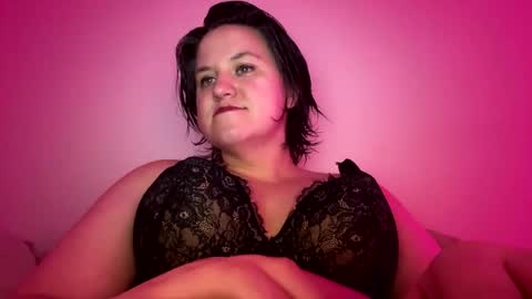 CurvyFlora online show from February 19, 3:17 am