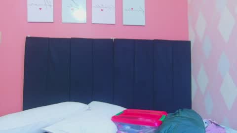 curvyhomebebe online show from May 20, 7:20 pm