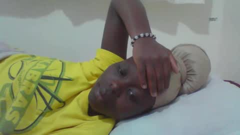 curvynubian online show from January 7, 5:07 pm