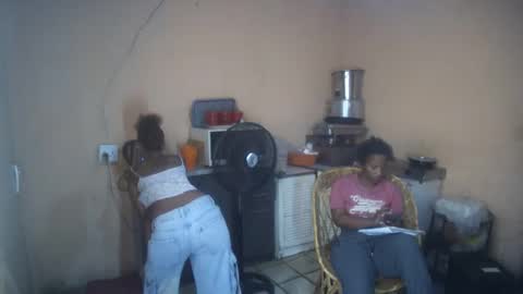 curvypear76x online show from February 28, 10:08 am