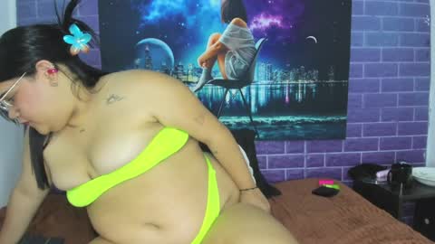 Danna online show from April 25, 1:41 pm