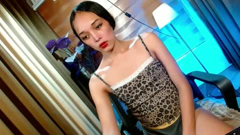 BBY CURLYHANNA online show from June 16, 11:14 am