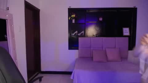 cute_angel_1 online show from September 15, 12:50 pm