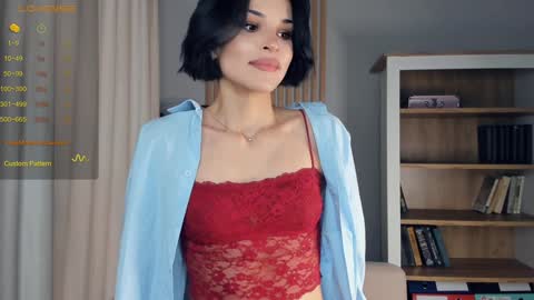 Emma online show from January 7, 8:10 pm