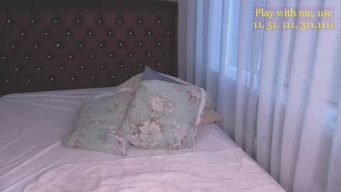 Everyday stream in the same time online show from May 17, 1:37 am