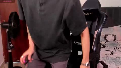 Diego online show from December 1, 11:14 pm