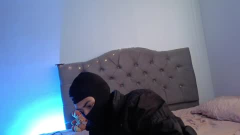 Emma online show from April 9, 12:22 pm