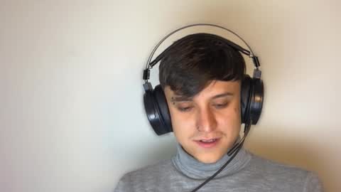 cute nai online show from January 7, 7:08 pm