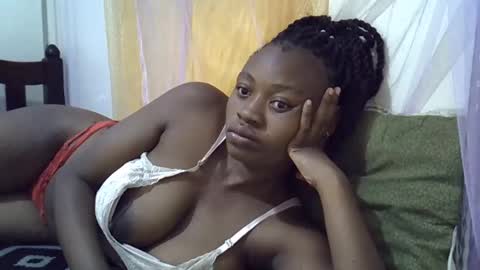 cute_savanna online show from February 1, 1:34 am