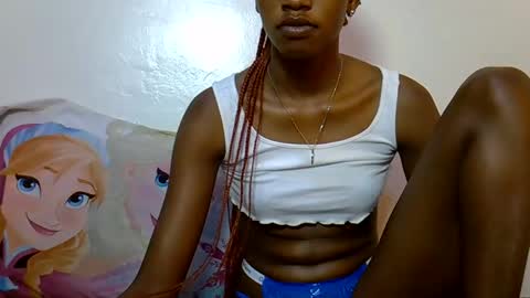 Snapshot of cute_sexxy1 chatting on October 10, 10:10 am cutie online show from October 10, 10:10 am