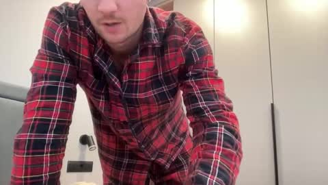 cute_skywalker online show from September 20, 3:04 pm