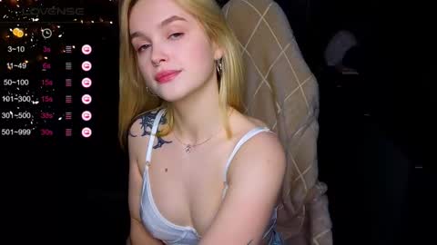 Sue online show from October 24, 7:58 pm