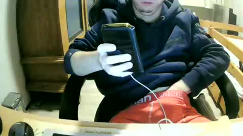 Cuteboy090 online show from November 23, 2:53 am