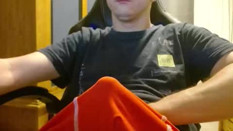 Cuteboy090 online show from May 25, 8:48 pm