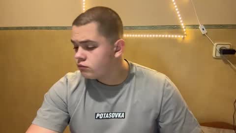 Alex online show from November 1, 7:46 pm