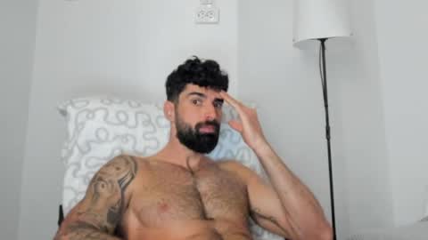 cuteeboy online show from May 21, 7:48 am