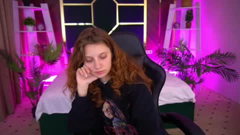 Foxy online show from December 4, 2:49 pm