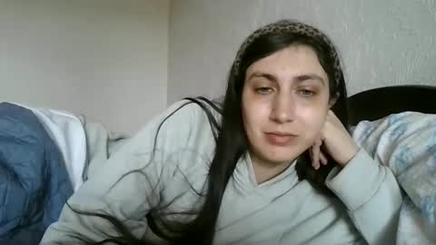 cutekattie online show from May 8, 6:19 am