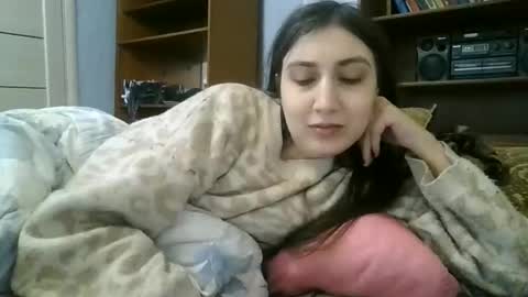 cutekattie online show from February 16, 8:01 am