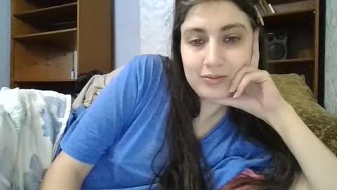 cutekattie online show from December 1, 6:11 am