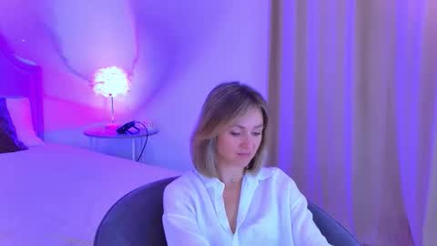 cutemirage online show from November 2, 3:34 pm