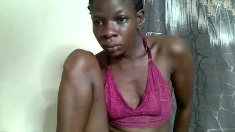 Cutequeen8 online show from December 4, 2:47 am