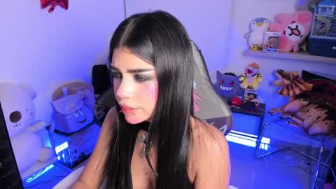 Snapshot of cutestephuwu chatting on September 11, 6:36 am  - independent model online show from September 11, 6:36 am